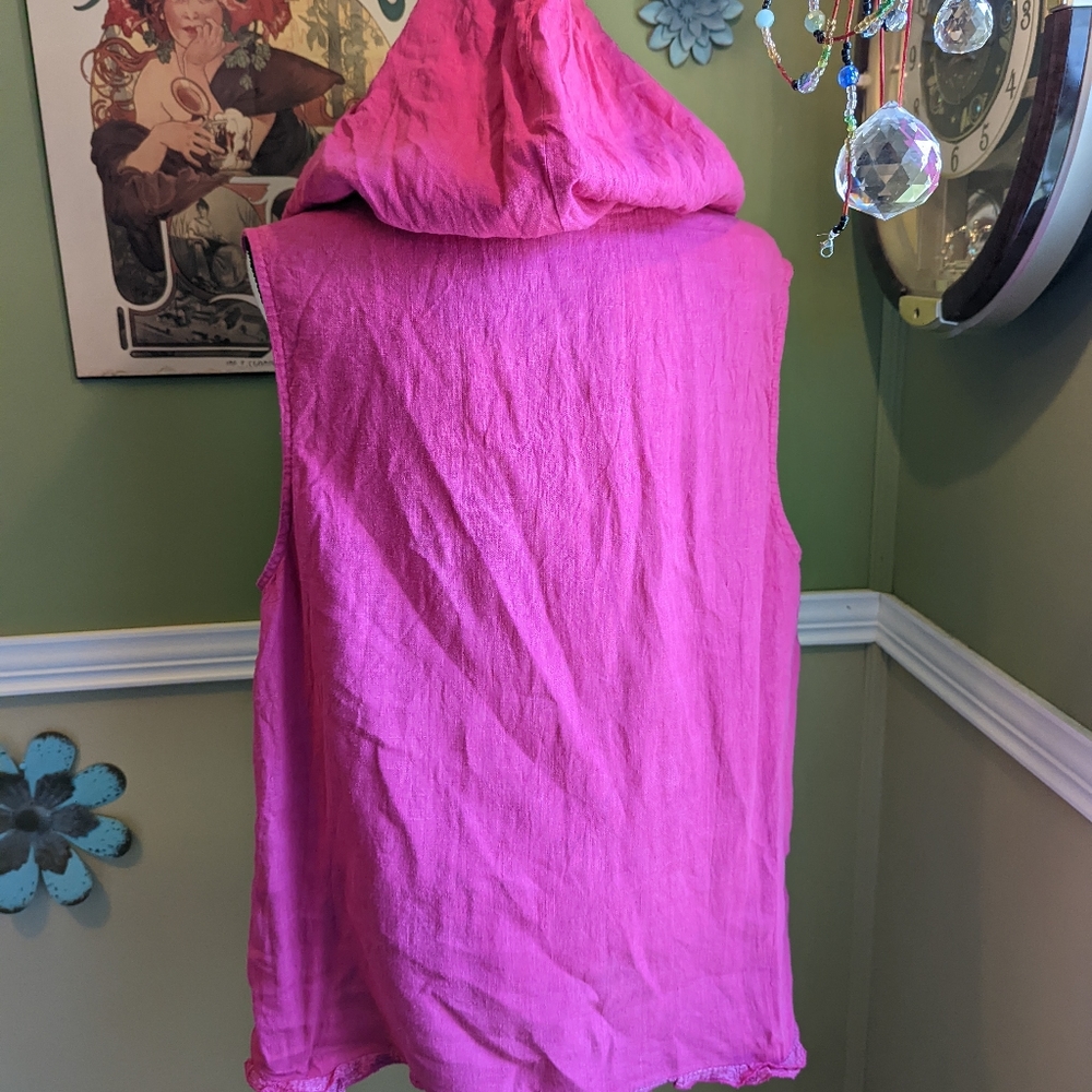 Basement Hoodie linen top - Picture 5 of 10